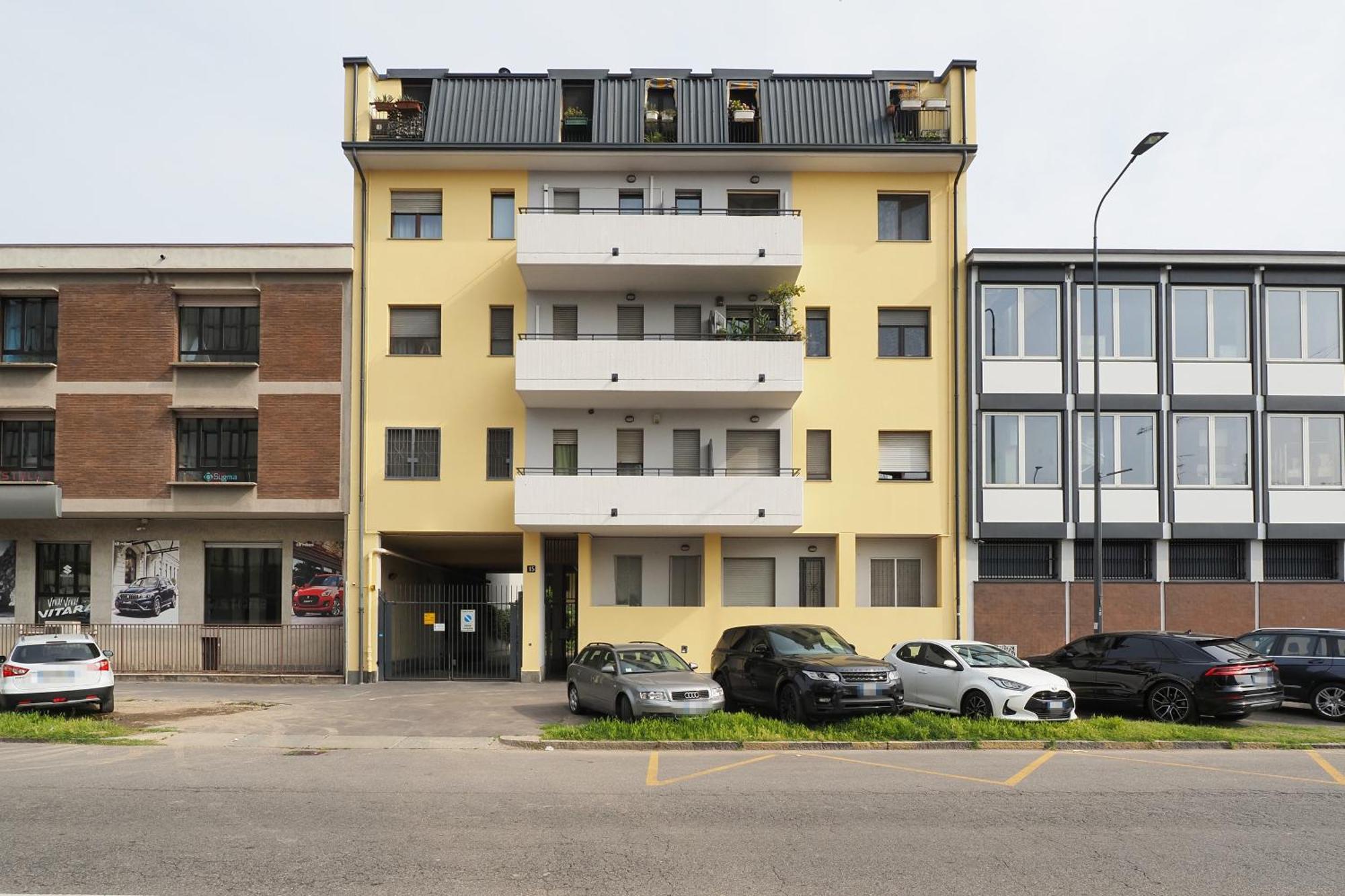 Primopiano - Ortles Apartment Milan Bagian luar foto